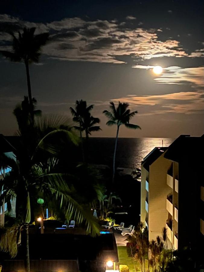 Kona Magic Ali'I - Top Floor Views, Pool, Beach, Sunsets 카일루아 코나 외부 사진