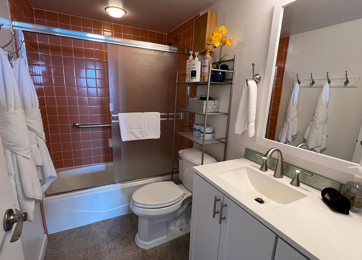 Kona Magic Ali'I - Top Floor Views, Pool, Beach, Sunsets 카일루아 코나 외부 사진